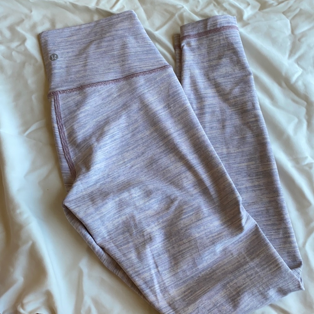 LuluLemon Wunder Under 28”